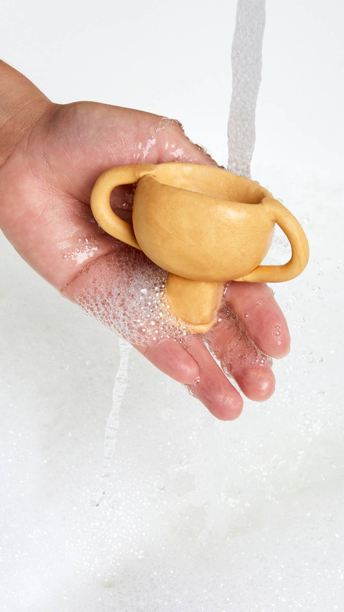 86B95299-6335-B60E-0A8D-75C61E82F307